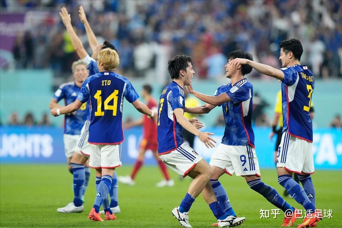 包含大连实力战胜巴伦西亚,留洋球员耀眼,引发热议的词条 包含大连实力战胜巴伦西亚,留洋球员耀眼,引发热议的词条