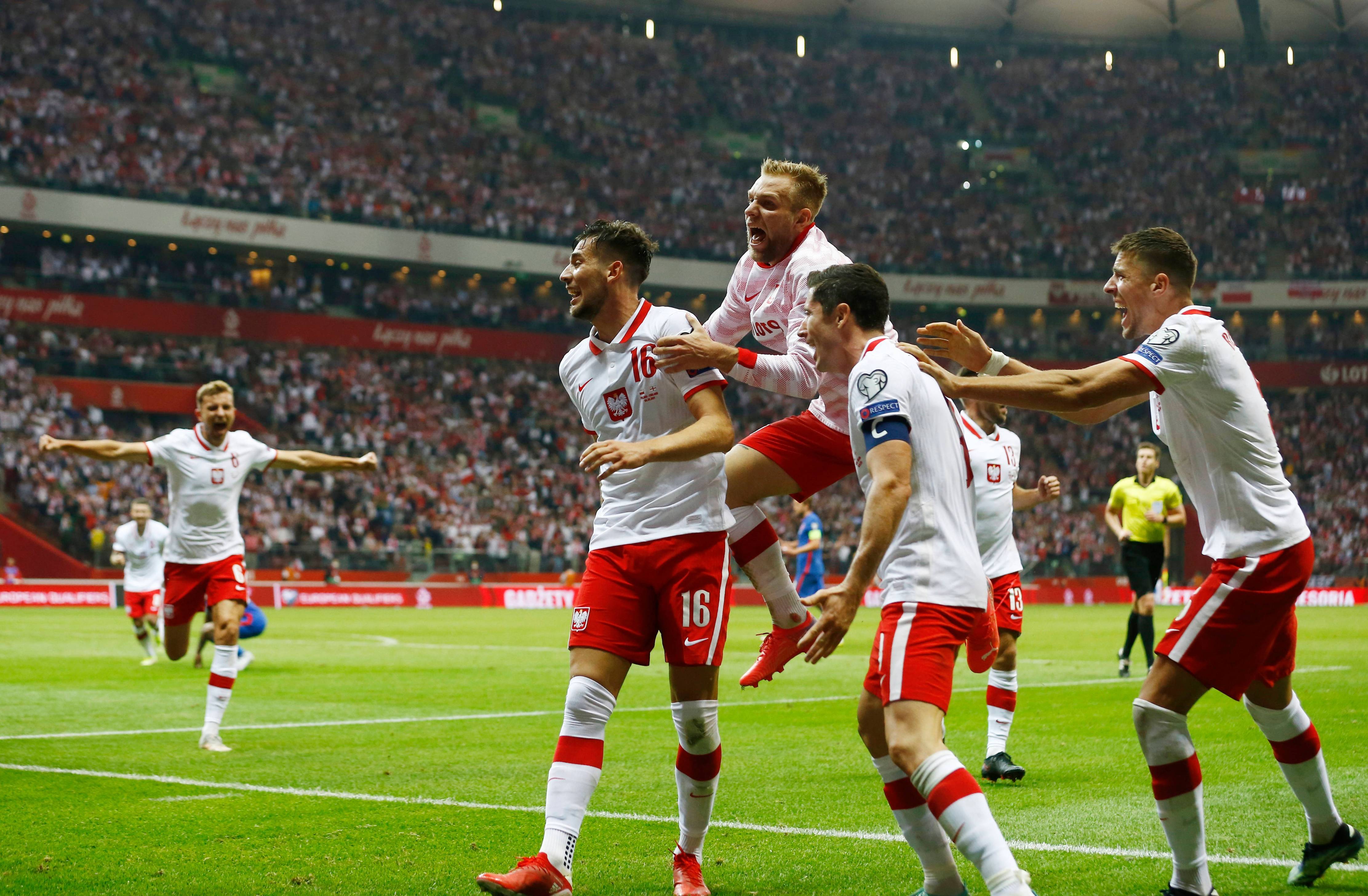 热血激斗，欧洲杯预选赛赛场震撼，全场震撼的简单介绍