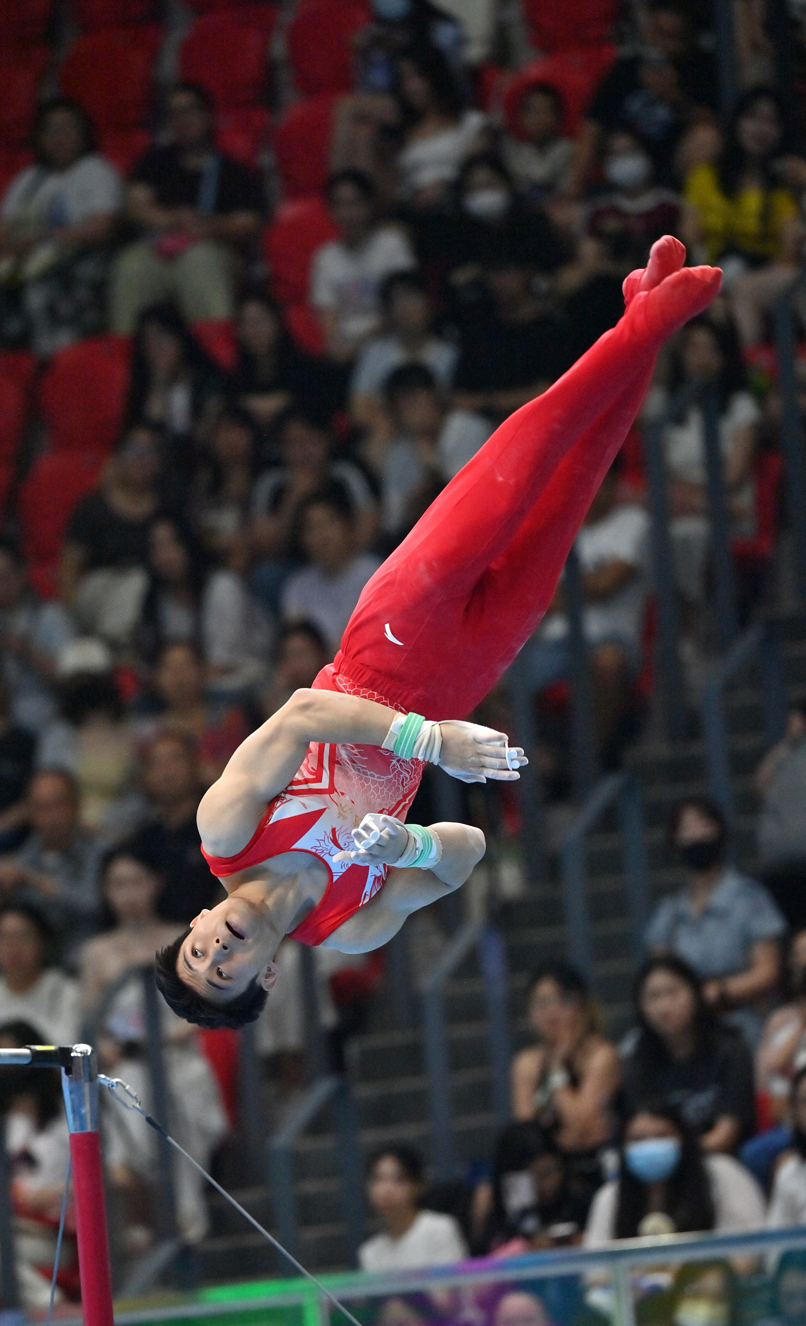 体操比赛收官：金牌争夺激烈，精彩纷呈，战绩斐然