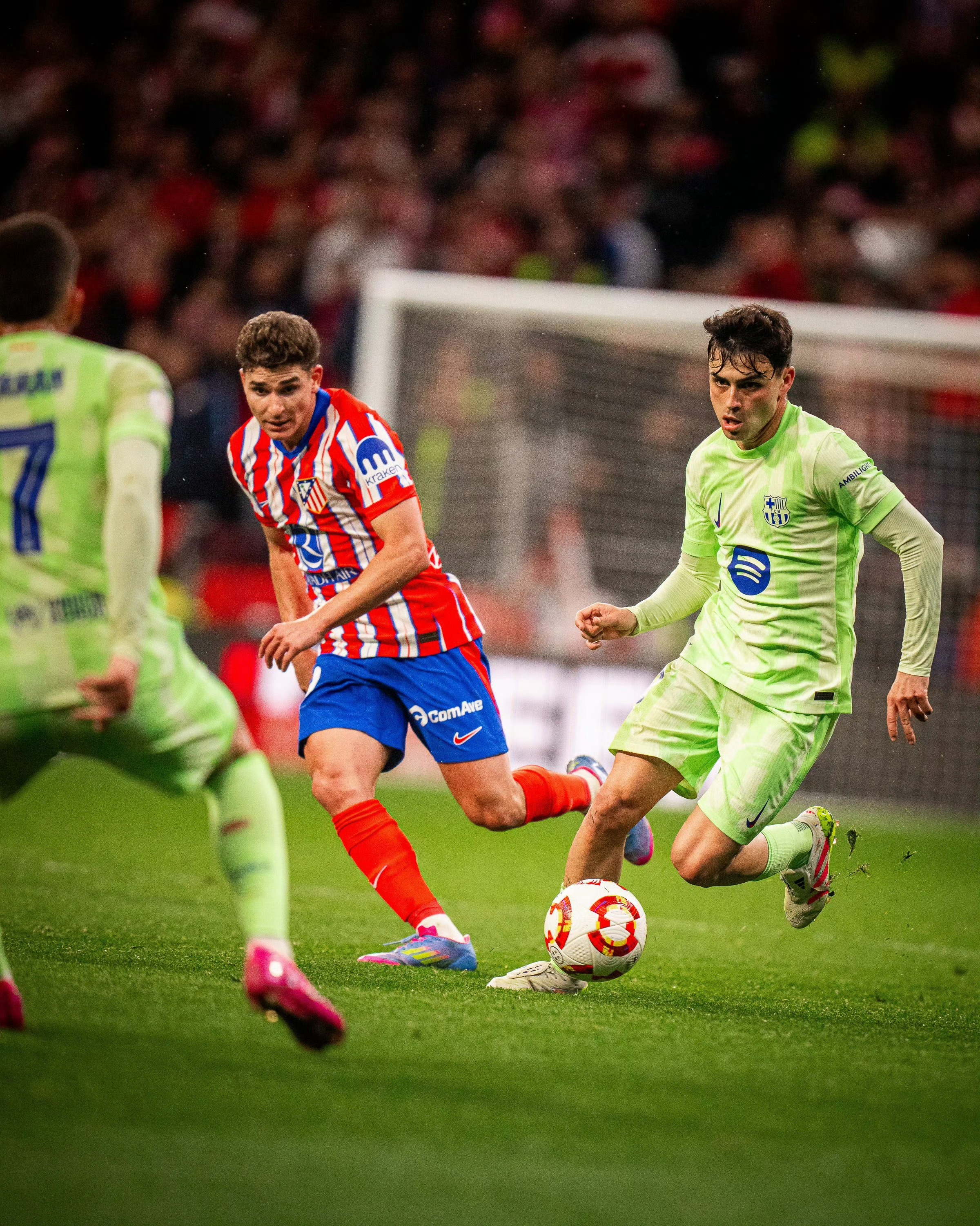 包含巴塞罗那轻松取胜,晋级前景大好,势不可挡的词条 包含巴塞罗那轻松取胜,晋级前景大好,势不可挡的词条