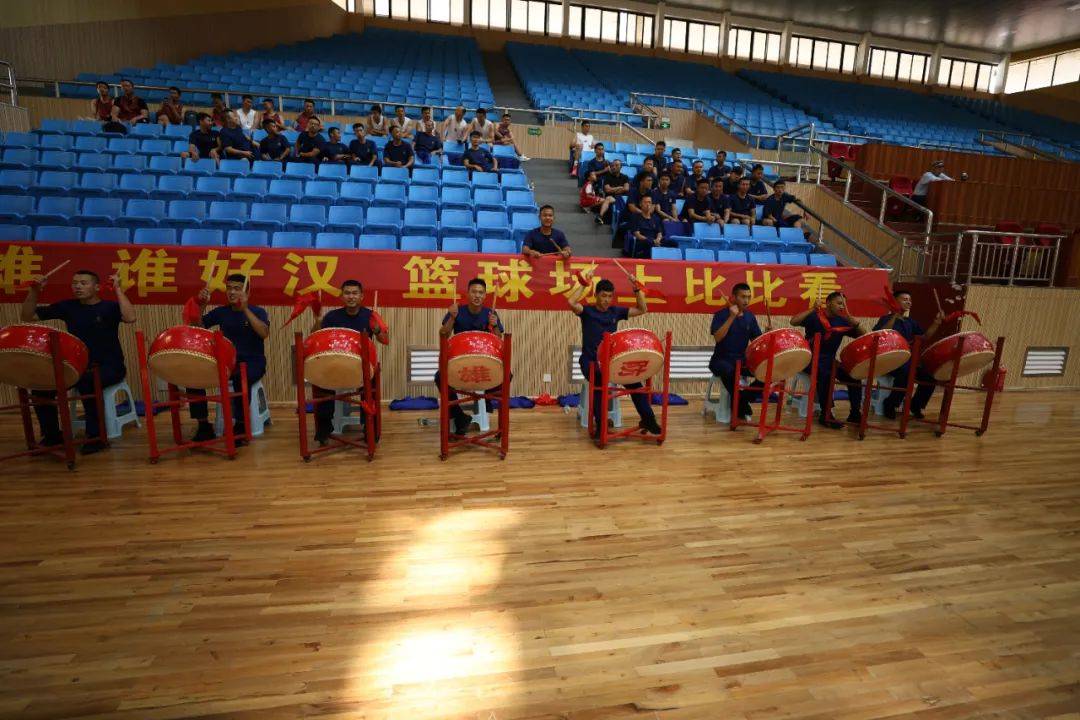 关于各地体育赛事精彩纷呈,观众欢呼不断,士气大振的信息 关于各地体育赛事精彩纷呈,观众欢呼不断,士气大振的信息